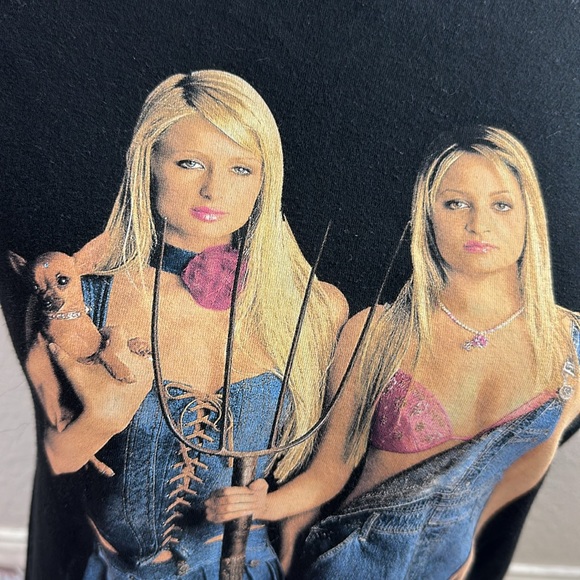 The Simple Life Paris Hilton x Nicole Richie Graphic Tshirt S - Picture 2 of 5